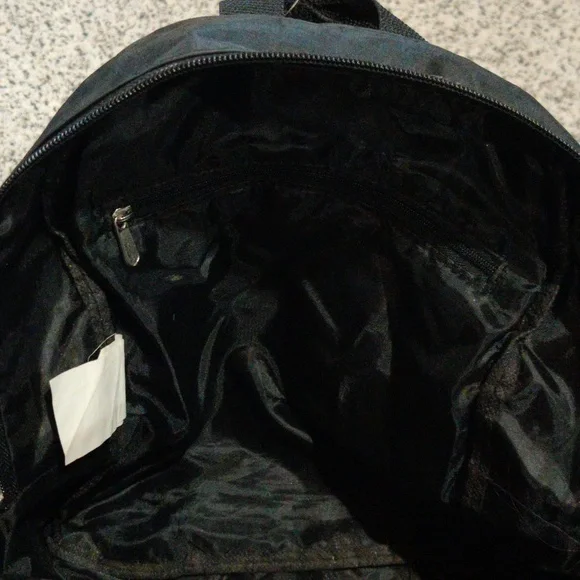 ✨ 5/$20 Betty Boop mini backpack - Picture 3 of 3